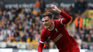 Liverpool perde Andrew Robertson por lesão no ombro