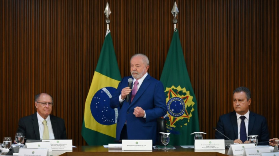 En primera reunión de gabinete, Lula promete trabajar con el Congreso en Brasil