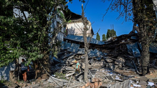 L'Ukraine dénonce un massacre de civils dans une gare, Moscou dit avoir tué des soldats