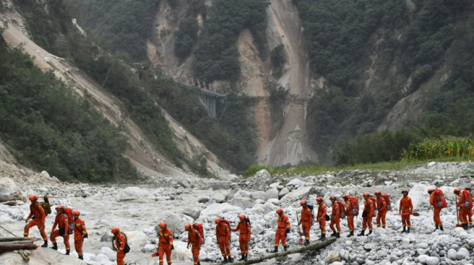 Séisme en Chine: le bilan grimpe à 74 morts