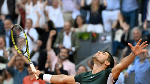 Alcaraz derriba también a Djokovic y jugará la final de Madrid ante Zverev