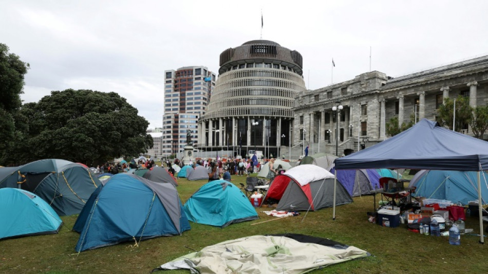 La protesta contra reglas anticovid en Nueva Zelanda crece tras actuación policial