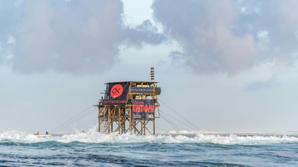 Federação Internacional de Surfe propõe prescindir de torre de juízes para Jogos de 2024