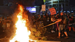 Tausende protestieren in Israel gegen Entlassung von Verteidigungsminister Gallant