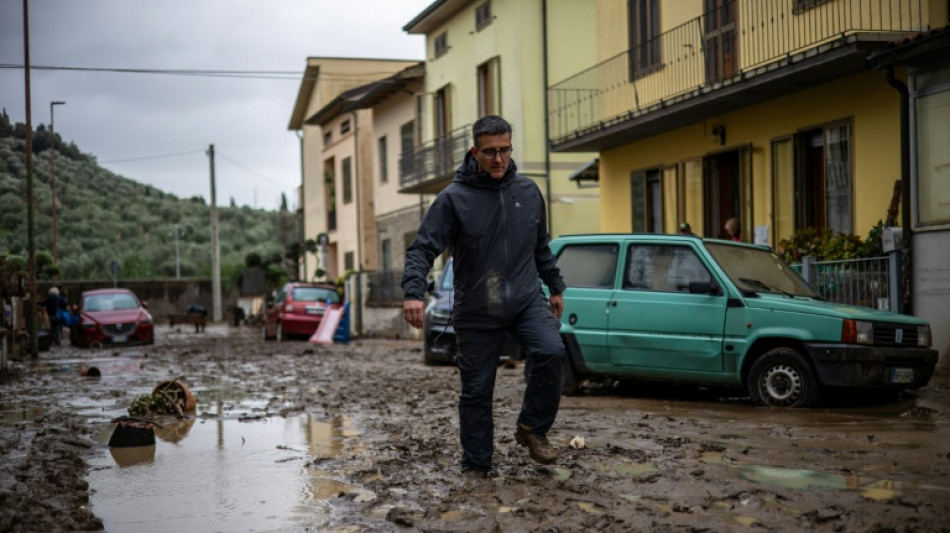 La tempête Ciaran fait au moins 16 morts, l'Italie durement frappée