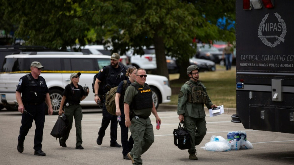 Un tireur fait 6 morts lors d'un défilé du 4-Juillet près de Chicago