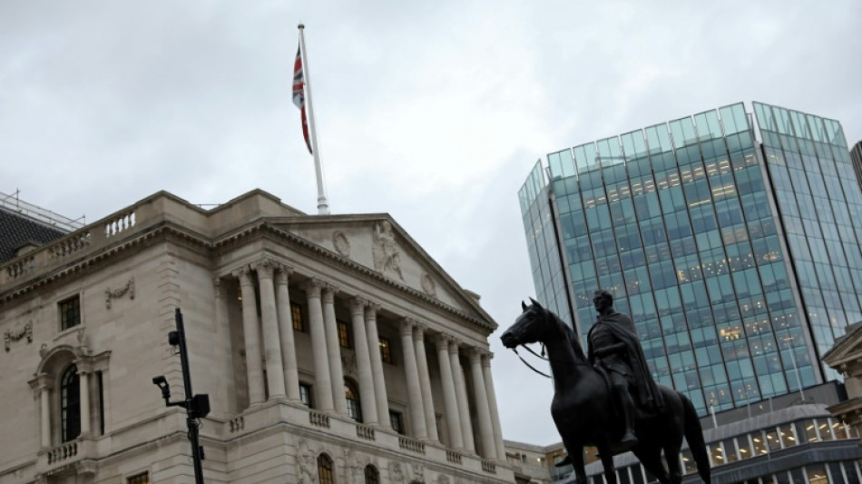 Bank of England lifts interest rate to 14-year high