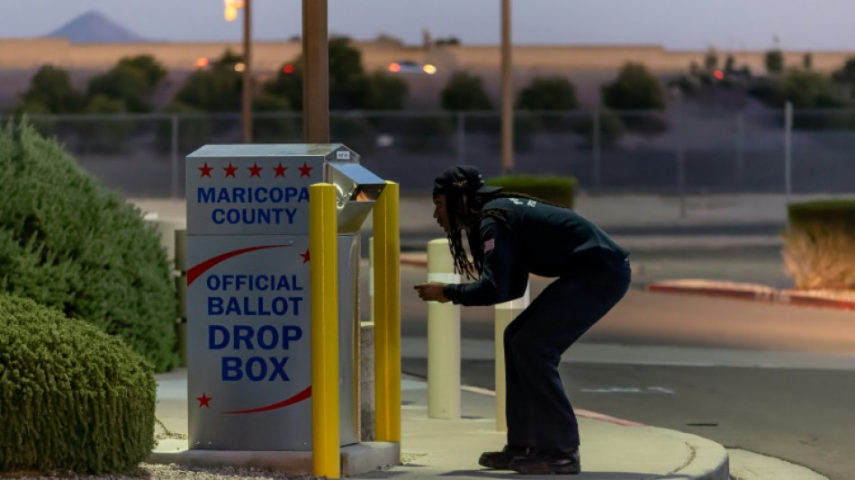 Justicia de Arizona decidirá si 97.000 residentes podrán votar en comicios regionales