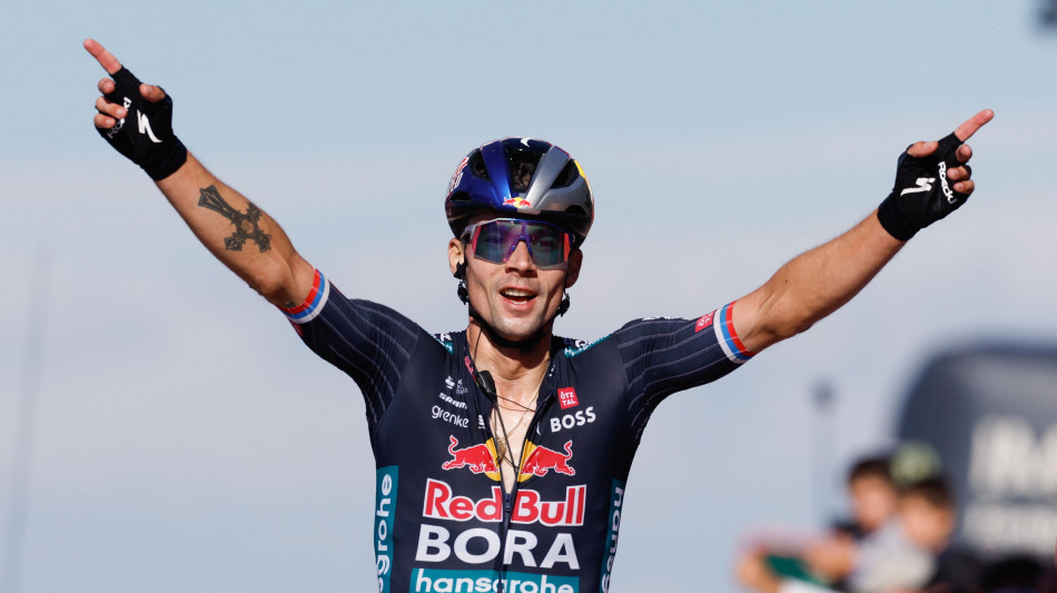 Vuelta: Roglic vince 19/a tappa e si riprende maglia rossa