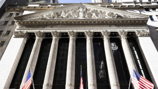 Wall Street apre contrastata, Dj-0,33%, Nasdaq +0,43%