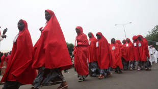 Nigerian state holds mass weddings for 1,800 couples