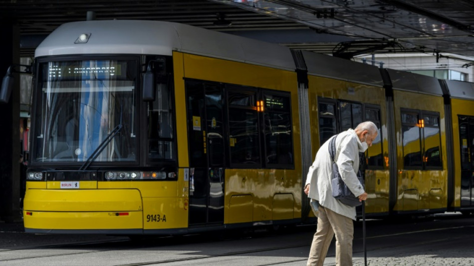 Gewerkschaften und Sozialverbände kritisieren Vorstoß zu Rente ab 70