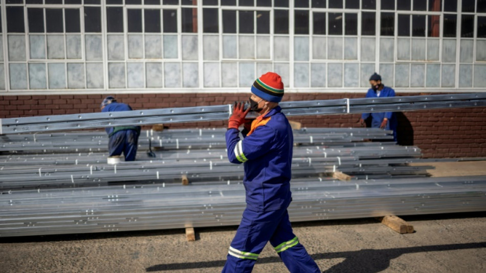 South African GDP rebounds to scale new peak