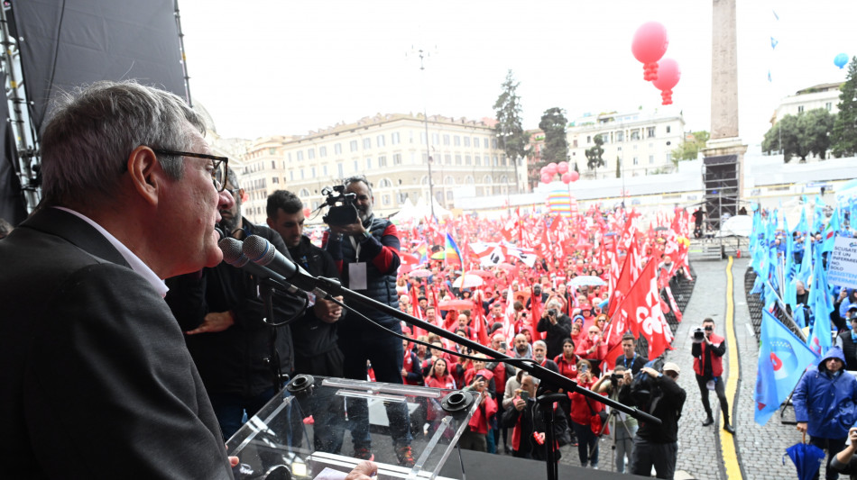 Cgil, oltre mille euro in meno per i salari italiani in 30 anni