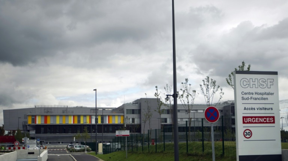 Cyberattaque contre un hôpital en Essonne: les patients "à risque" transférés