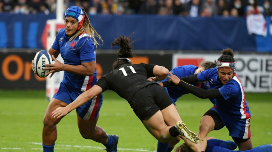 Mondial féminin de rugby: "beaucoup de travail à faire" pour rattraper les garçons, estime N'Diaye 