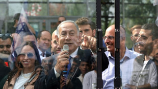 Netanyahu eyes comeback on eve of Israel election