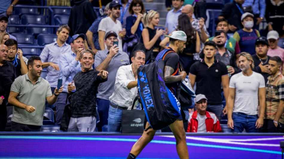 Kyrgios se despide de madrugada del US Open y Garcia frena la 'Cocomania'