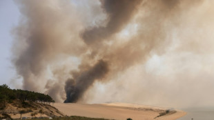 Nombreux records de chaleur en France lundi, les feux continuent en Gironde