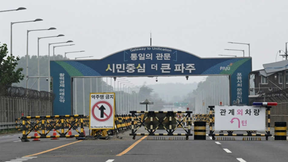 Corea del Norte hace estallar tramos de las carreteras hacia el Sur