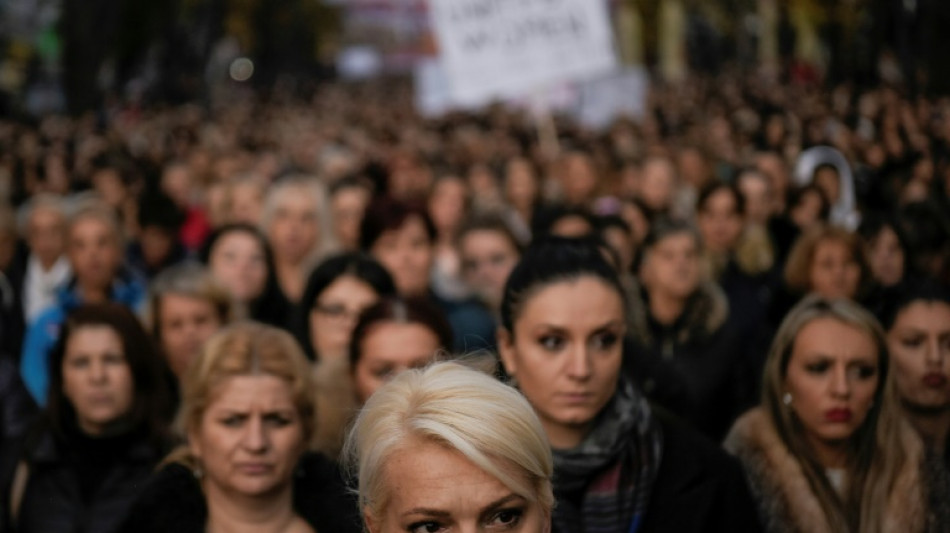 Serb women in Kosovo protest against 'ghettoisation' 