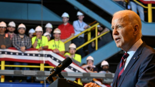 Biden promises 'American dream' in shipyard speech on economy