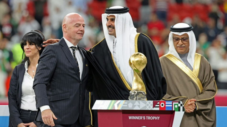 Mondial-2022: des "défis singuliers" selon l'OMS, un tournoi "référence" pour la Fifa