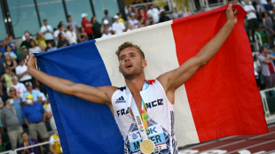 Mondiaux d'athlétisme: 2e sacre pour Kevin Mayer au décathlon, 1re médaille pour la France