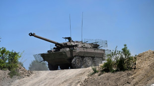 Western tanks seen key to Ukraine battlefield breakthrough