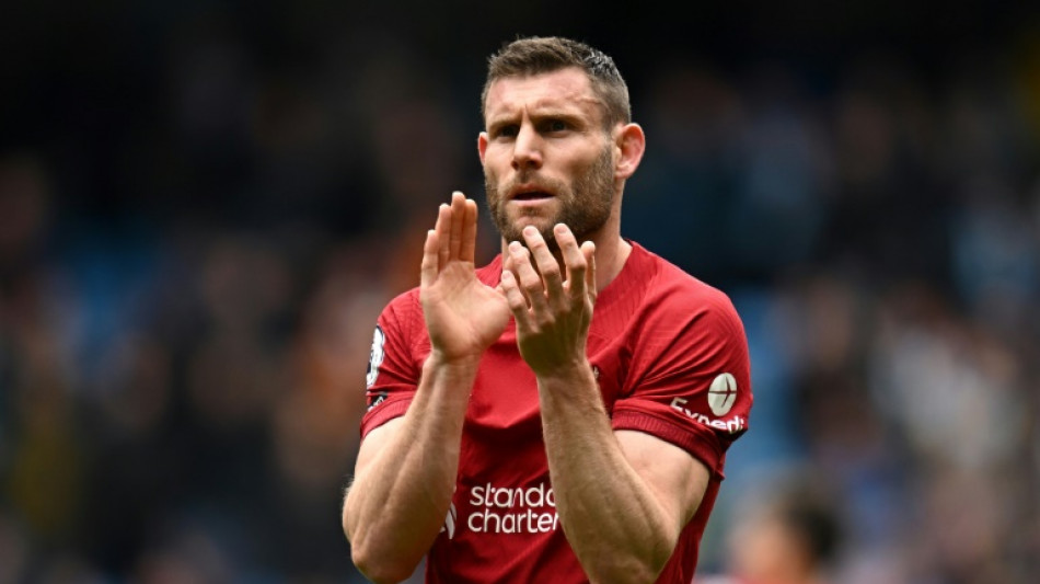 Meia James Milner é anunciado pelo Brighton