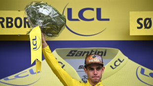 Le Tour de France, avec van Aert en jaune, prend un nouveau départ