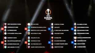 Uefa sorteia grupos da Liga Europa