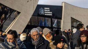 Recueillement, solidarité et émotion à Vaulx-en-Velin après l'incendie meurtrier