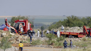 Número de mortos sobe para nove e mais de 20 mineradores são resgatados em mina clandestina na África do Sul