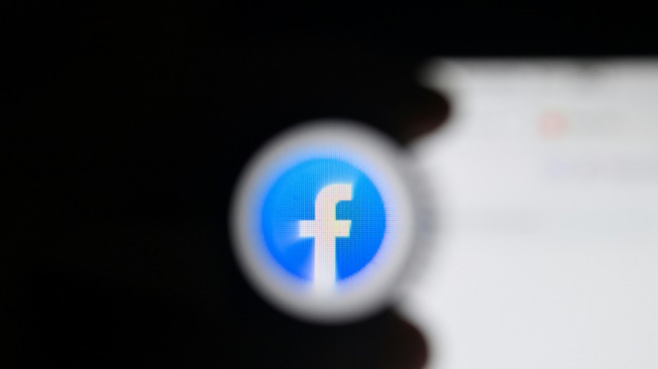 Facebook dice que Rusia la sancionó por negarse a dejar de verificar información