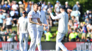 England on verge of wrapping up first New Zealand Test