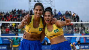 Ana Patrícia e Duda vencem dupla canadense e levam ouro no vôlei de praia do Pan