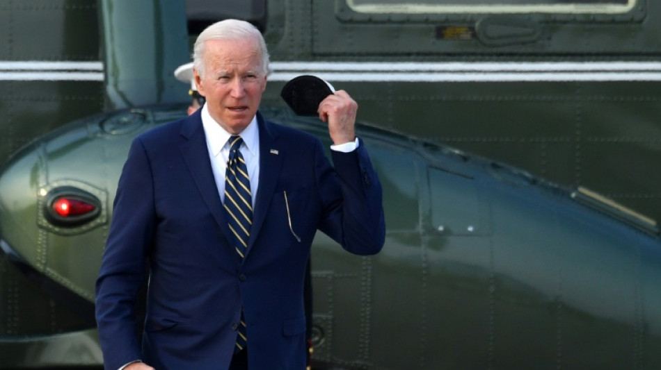 Biden testé positif au Covid-19 jeudi, "symptômes très légers" (Maison Blanche)