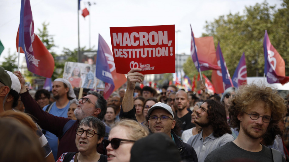 Cortei in Francia, per France Insoumise 160.000 a Parigi