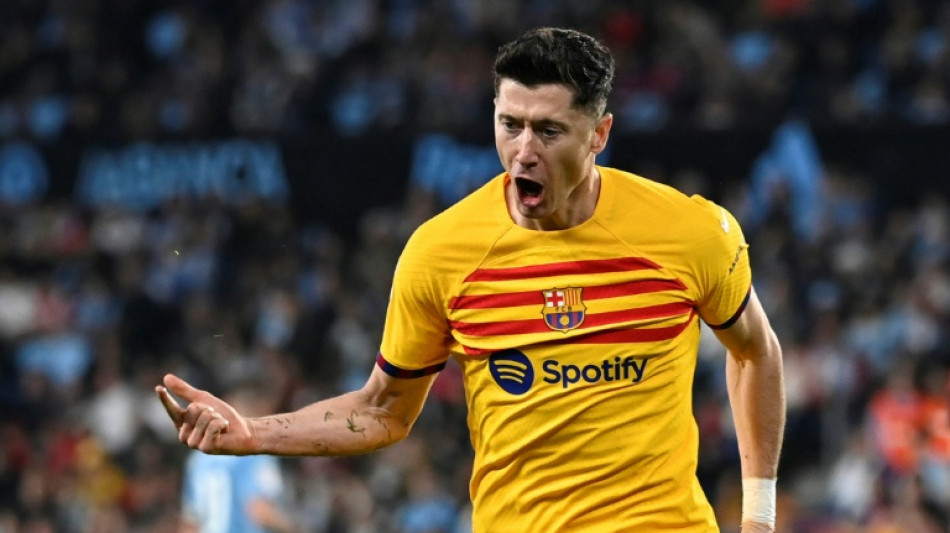 Lewandowski rescata al Barcelona contra el Celta antes de visitar al Nápoles