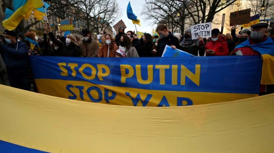 Petróleo sube y bolsas caen por "operación militar" rusa en Ucrania