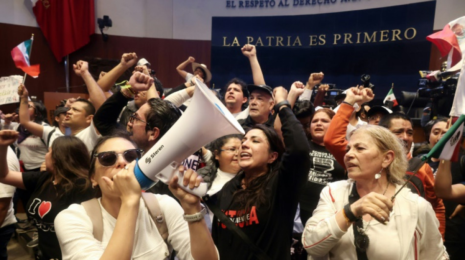 Mexique: les manifestants envahissent le Sénat et retardent l'explosive réforme judiciaire