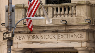 Wall Street s'affaisse, aversion pour le risque après un mauvais indicateur