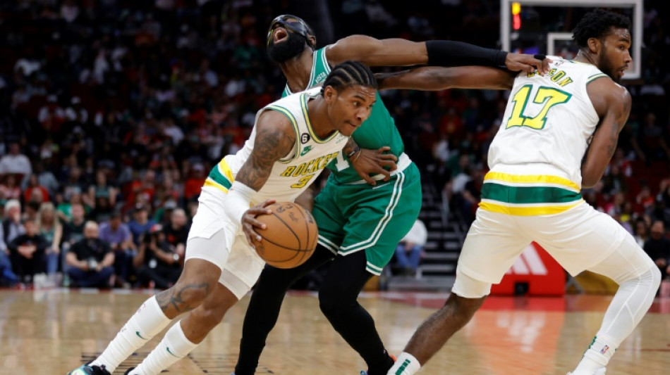 Butler guía a Miami por la senda del triunfo en la NBA, Boston cae pese a 43 puntos de Brown