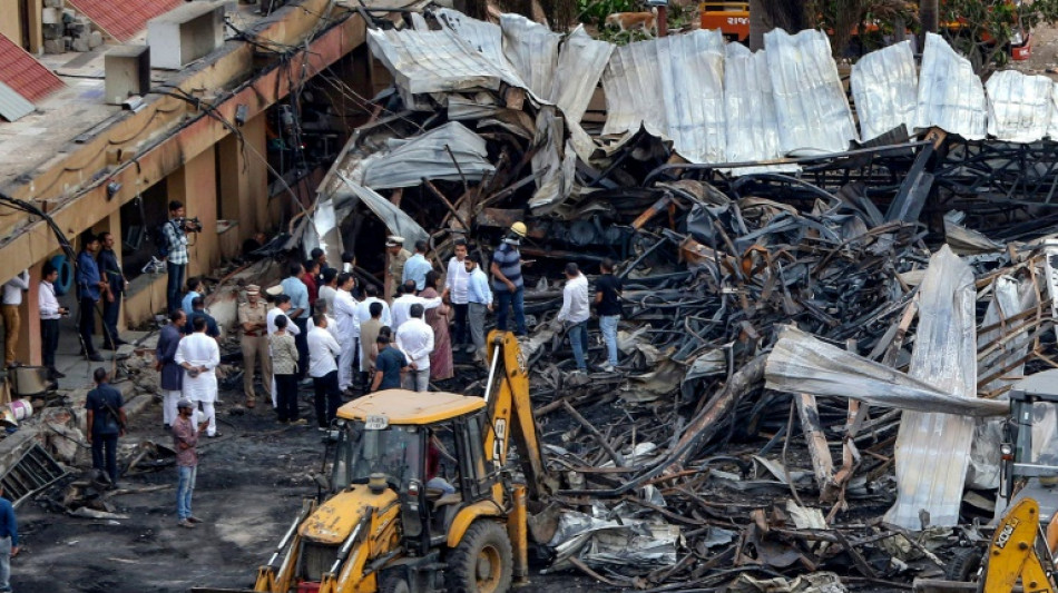 Incêndios em parque e hospital pediátrico deixam dezenas de mortos na Índia