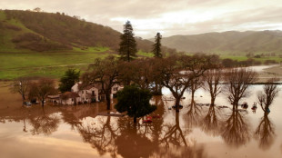 Les tempêtes en Californie font 16 morts, un enfant de 5 ans disparu