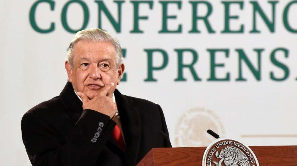 Presidente mexicano plantea una "pausa" en la relación con España