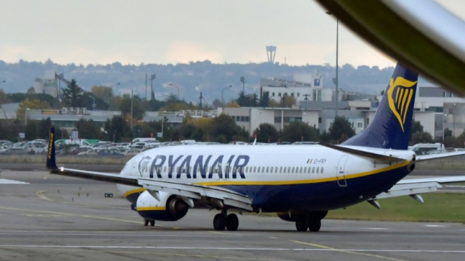 Taxation de l'aérien: Ryanair menace d'arrêter de desservir dix aéroports régionaux français