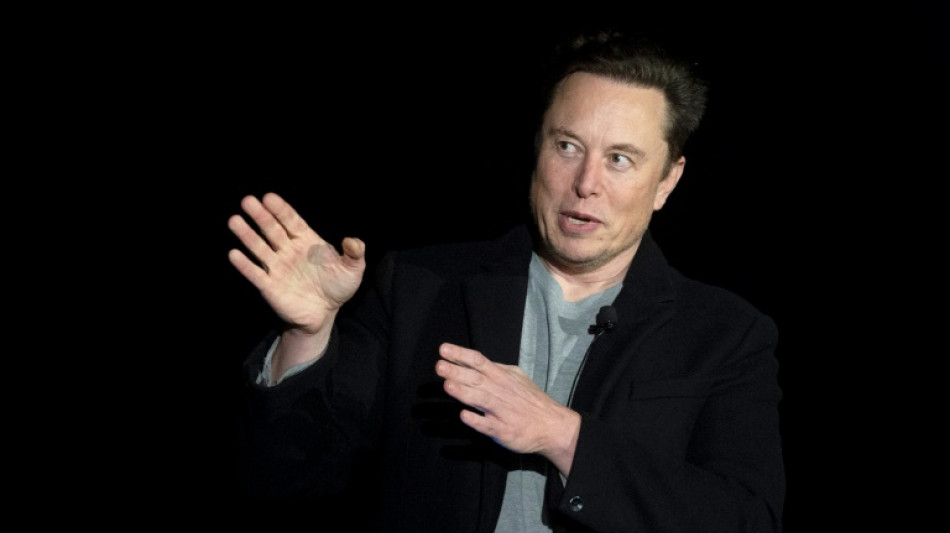 Musk restores some suspended Twitter accounts of journalists