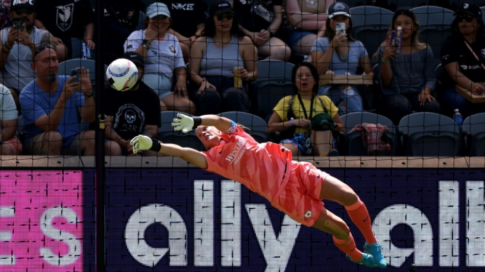 US women's keeper Naeher retiring after Europe matches